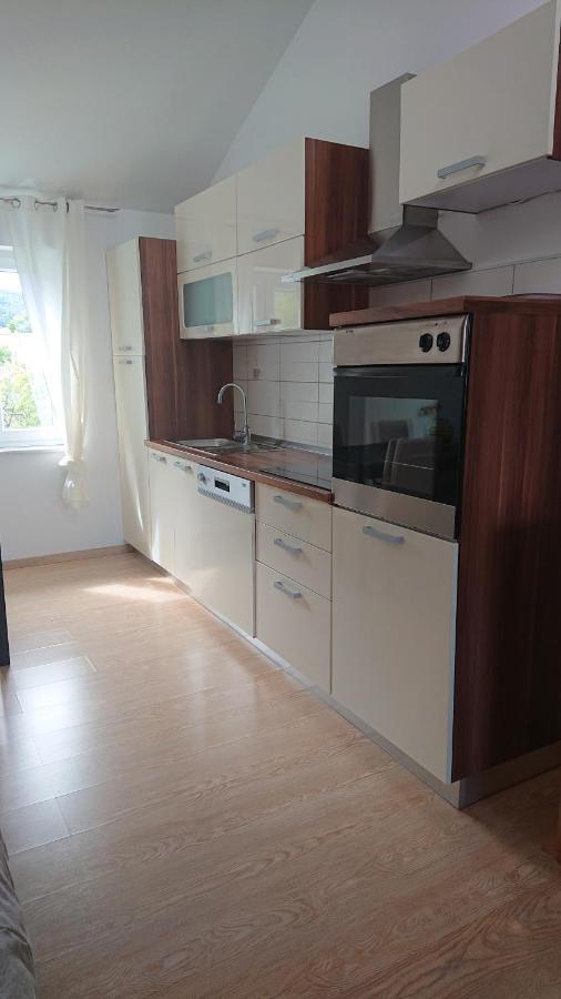 Matej & Irena Apartment Cres